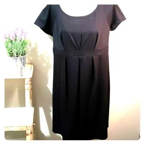 L Stretch little black dress maternity